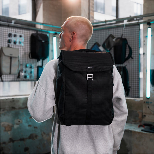 Flap Backpack with textured shell fabric - Day